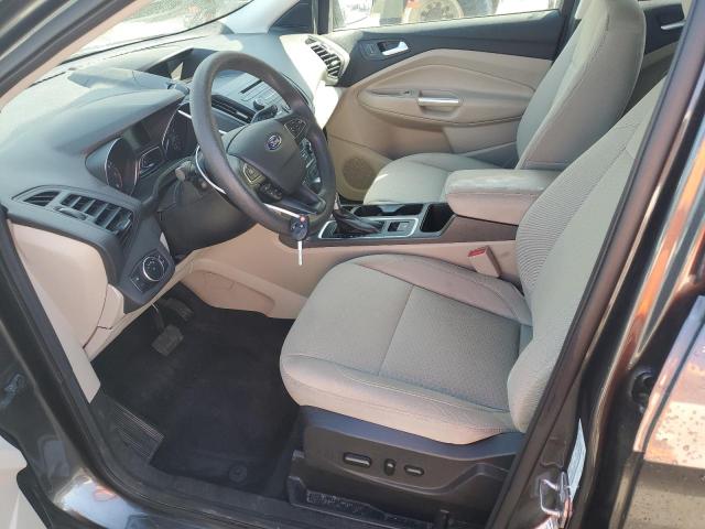 1FMCU0GDXHUC25701 Ford ESCAPE SE