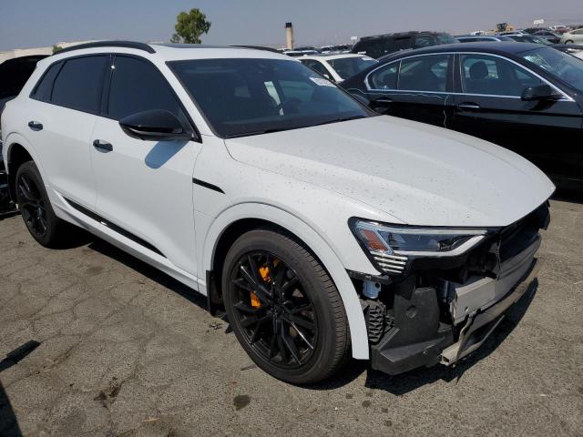2022 AUDI E-TRON CHR WA1VABGE7NB039383