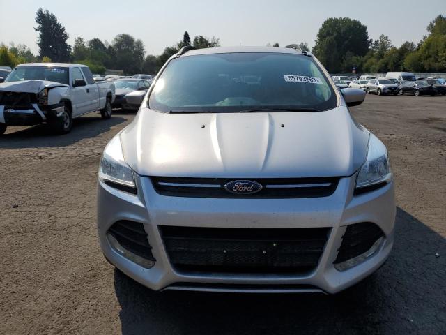 1FMCU9GX8GUC28738 Ford ESCAPE SE