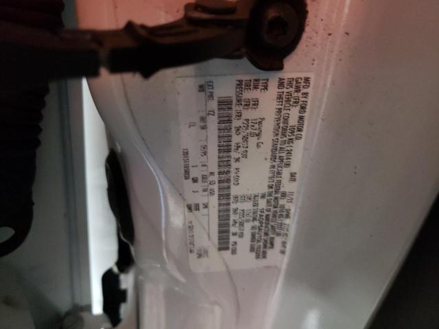 1FADP5AU1GL102255 Ford C-MAX SE