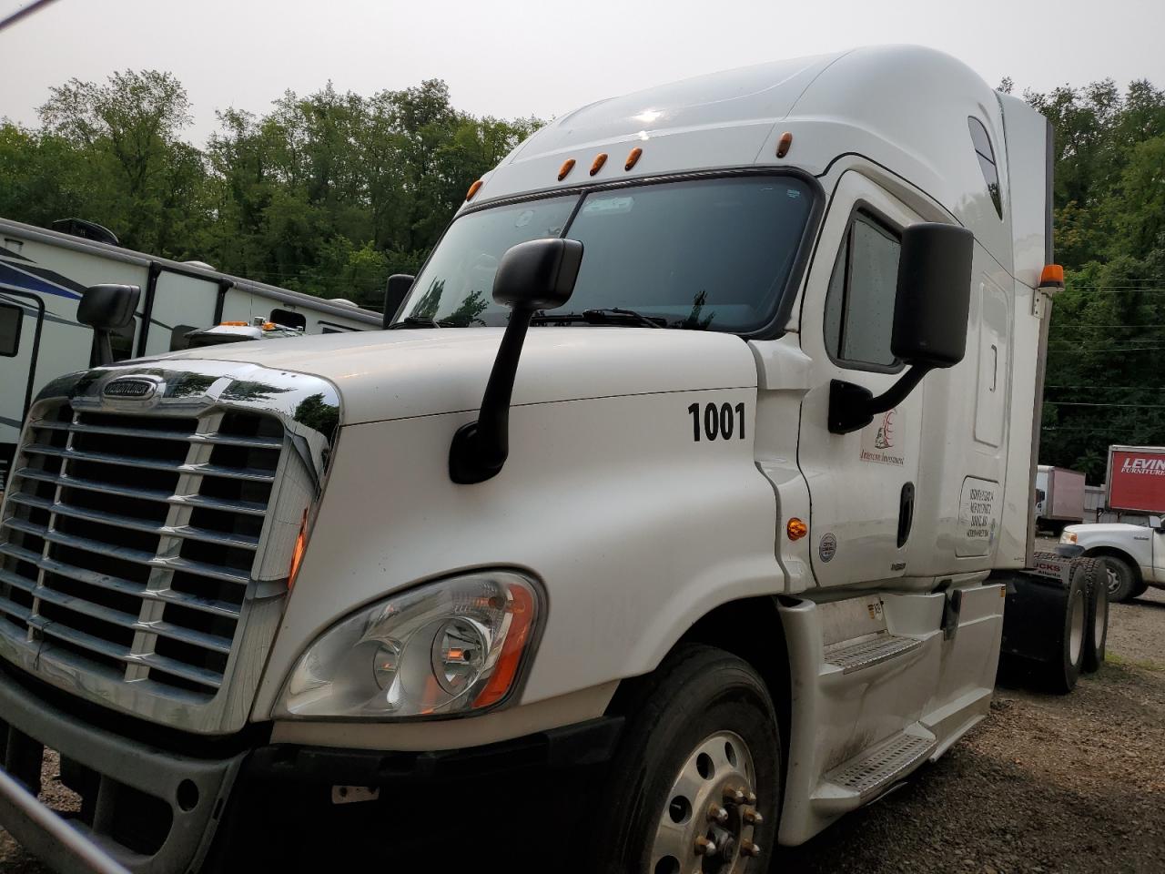 Lot #2175758735 2017 FREIGHTLINER CASCADIA 1