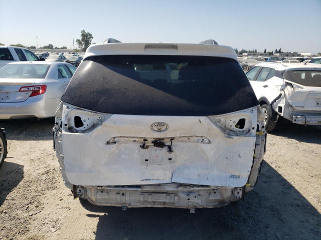 5TDYK3DC9ES505302 Toyota SIENNA XLE