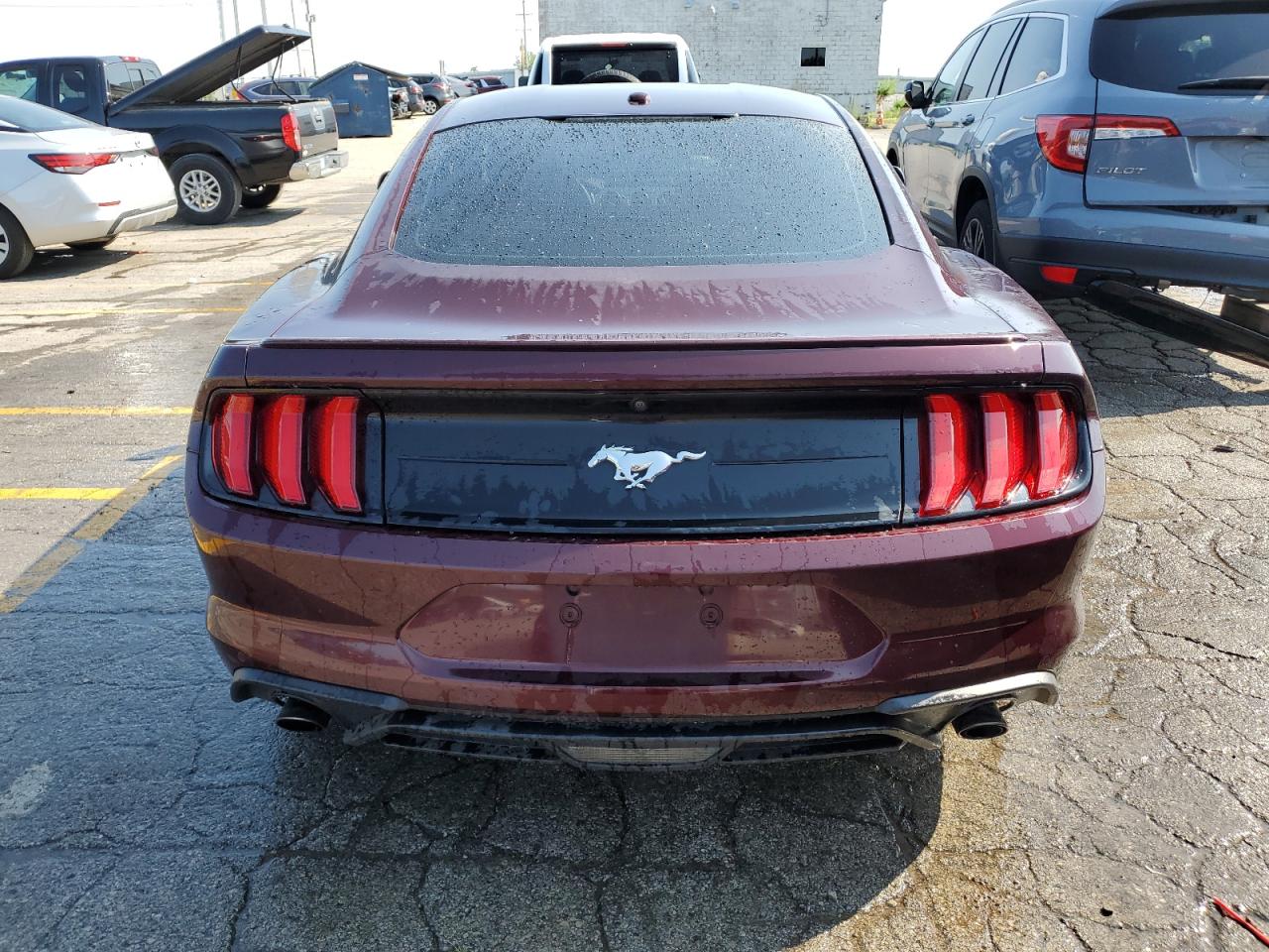 2018 Ford Mustang vin: 1FA6P8THXJ5144509