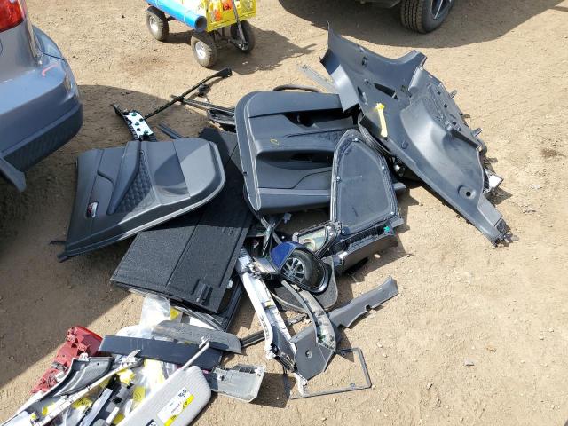 5NMS2CAD9KH123367 Hyundai Santa Fe Se