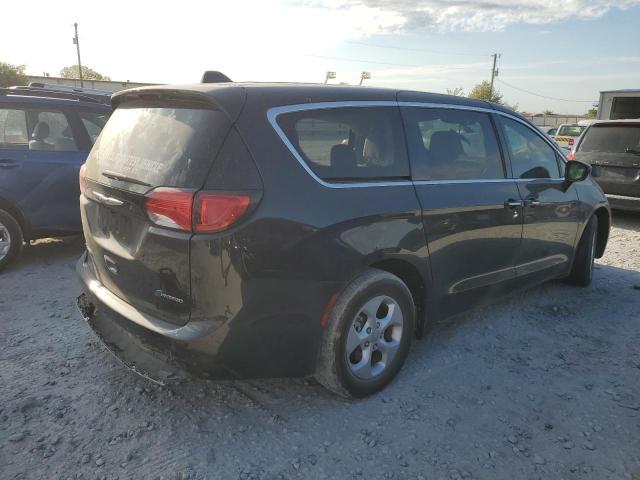 2C4RC1H71JR163625 2018 CHRYSLER PACIFICA, photo no. 3