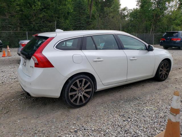 2015 VOLVO V60 PREMIE - YV140MEC4F1204163