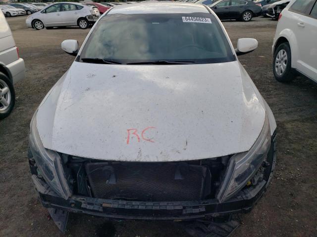 KNAGM4A70F5615887 KIA Optima Lx