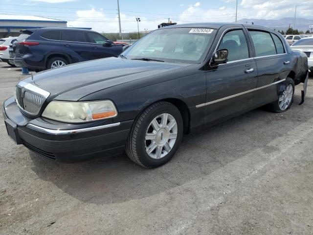 2010 Lincoln Town Car 