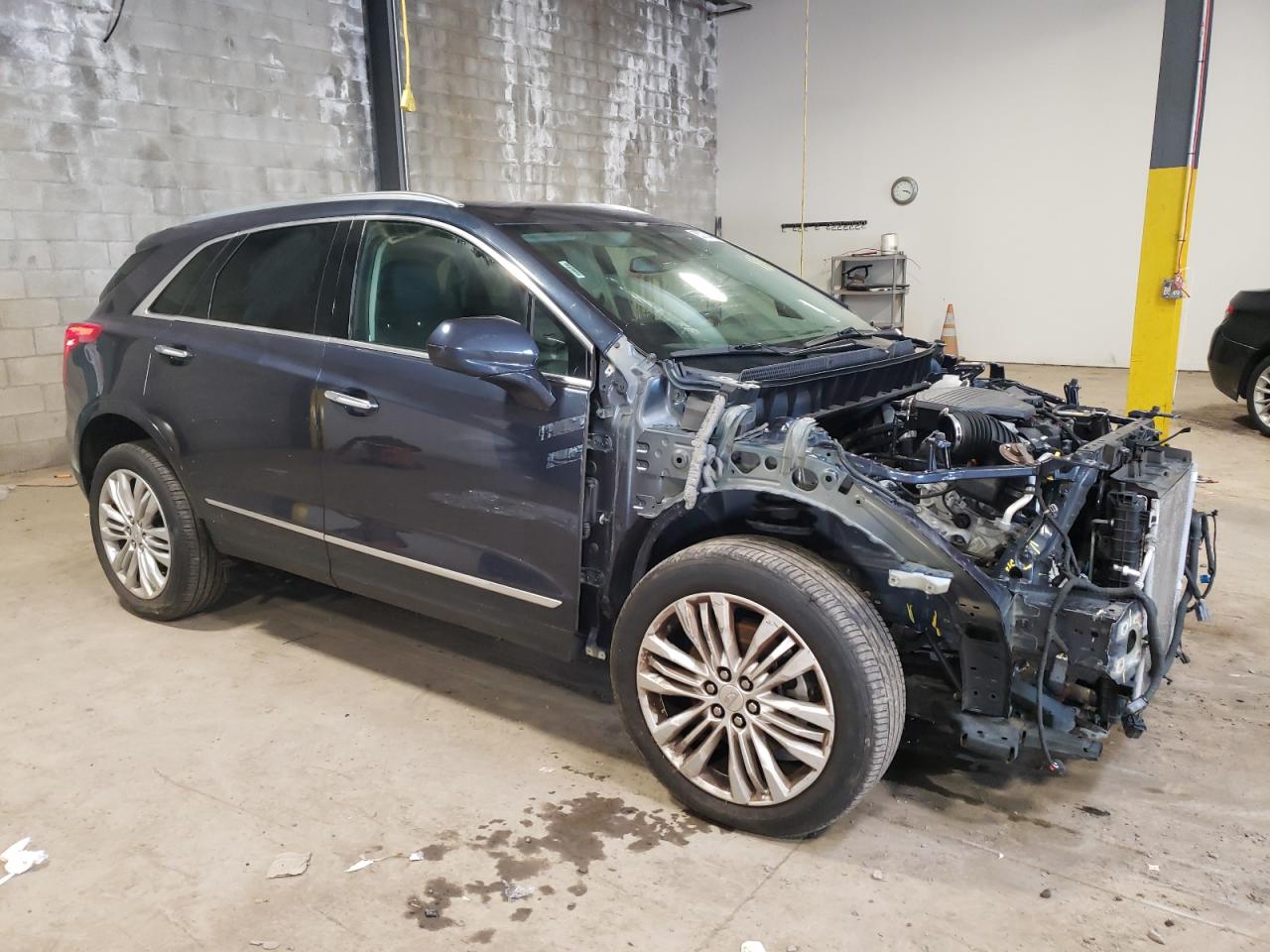 1GYKNFRS8KZ239788 2019 Cadillac Xt5 Premium Luxury