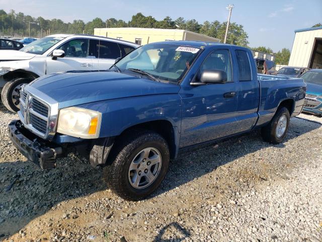 2005 Dodge Dakota SLT