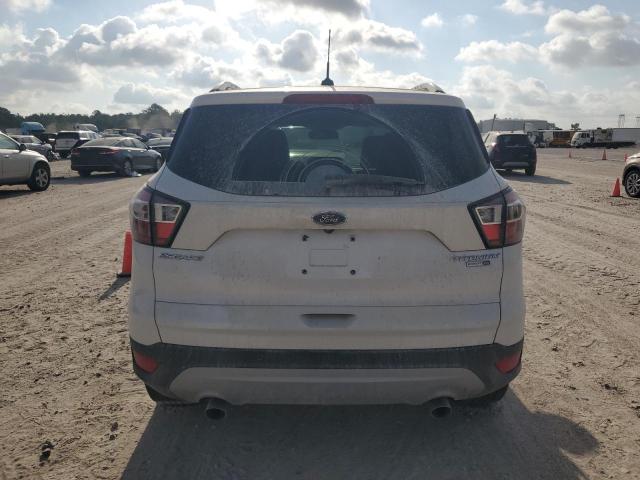 1FMCU9JD8HUC58015 Ford Escape Titanium