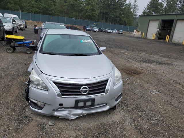 2015 Nissan Altima - Image 5