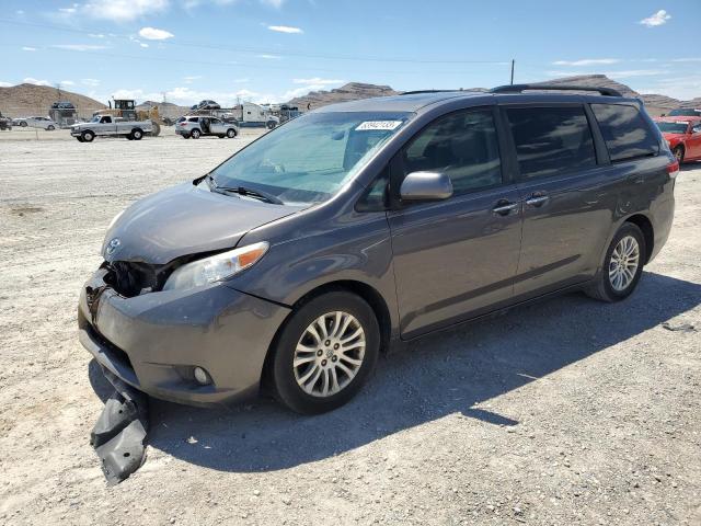 2012 Toyota Sienna XLE