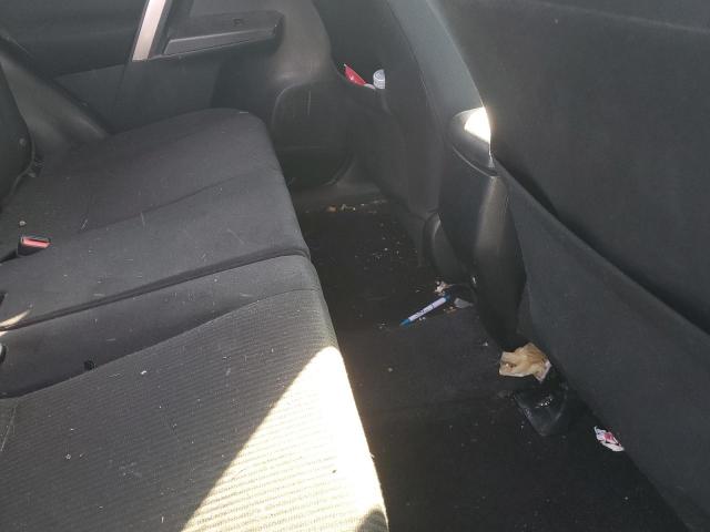 JTMBFREV8JJ214424 Toyota RAV4 LE