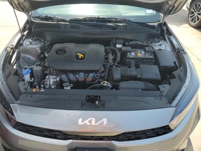 3KPF24AD5PE548638 KIA FORTE LX