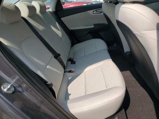 3KPF24AD7PE580586 KIA FORTE LX