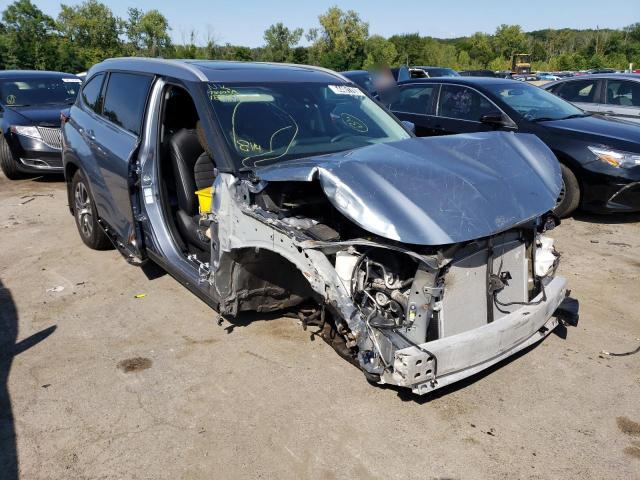 VIN 5TDGZRBH4NS187372 2022 Toyota Highlander, Xle no.4