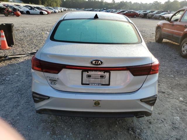 3KPF24AD3ME320102 Kia Forte  6