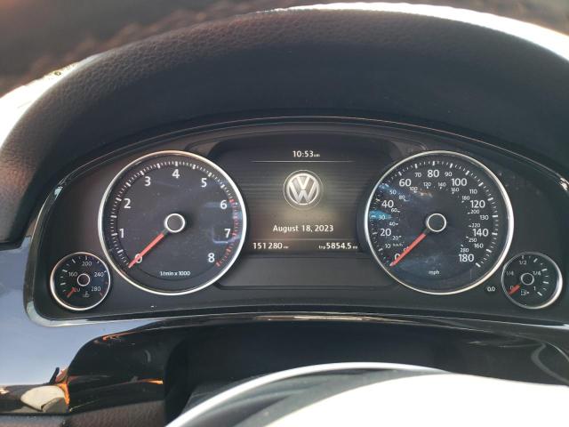 Паркетники VOLKSWAGEN TOUAREG 2014 Сірий