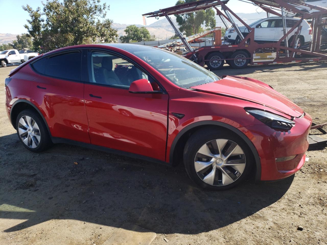 5YJYGDEEXLF057614 Tesla Model Y  4