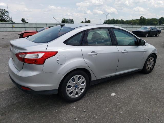 Vin: 1fahp3f20cl211460, lot: 62922933, ford focus se 20123