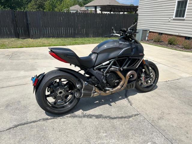 2013 DUCATI DIAVEL ZDM13BLW3DB014027