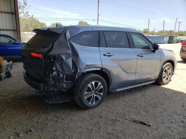 VIN 5TDGZRAH9NS105461 2022 Toyota Highlander, Xle no.3