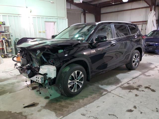 VIN 5TDKDRBH5PS505818 2023 Toyota Highlander, L no.1