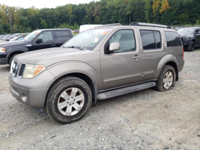 2005 Nissan Pathfinder LE