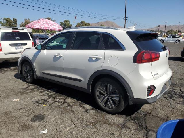 KNDCB3LC8M5469974 KIA NIRO LX