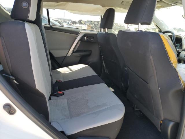 JTMWFREV0HJ713827 Toyota Rav4 Xle