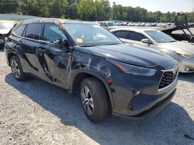 VIN 5TDGZRAHXNS557113 2022 Toyota Highlander, Xle no.4