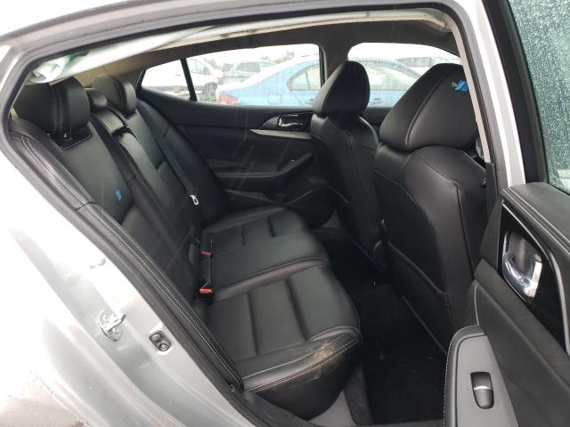 1N4AA6AP4HC436835 Nissan Maxima 3.5s