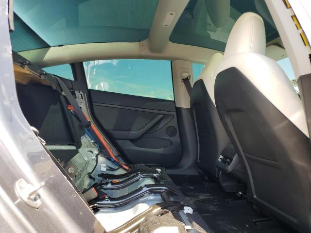 5YJ3E1EA4PF541814 Tesla MODEL 3