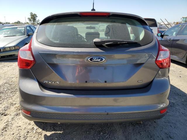 1FADP3K22EL391645 Ford FOCUS SE