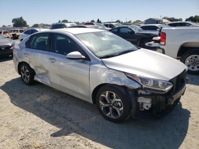 3KPF24AD2ME307650 KIA FORTE FE