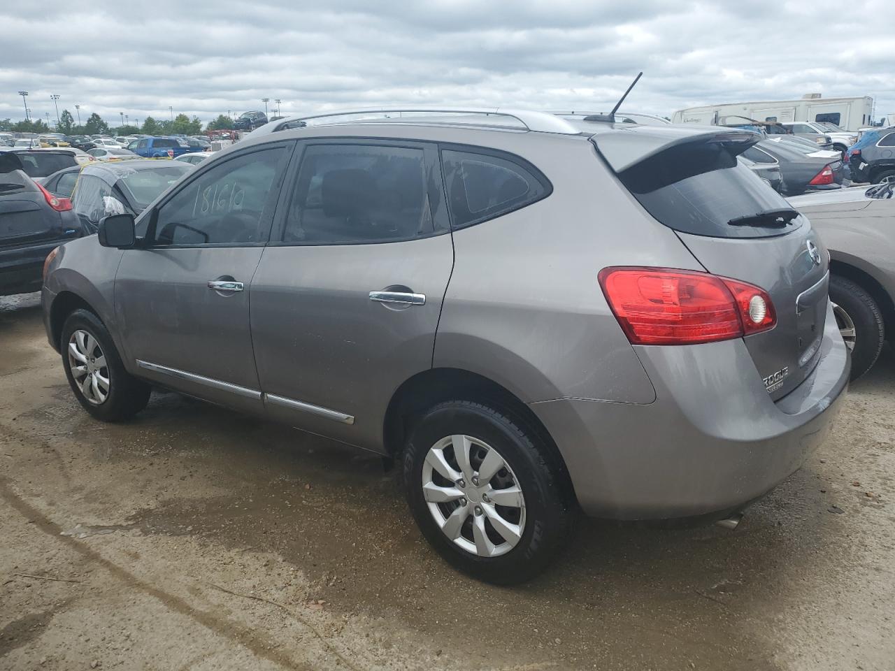 Lot #2120150817 2015 NISSAN ROGUE SELE