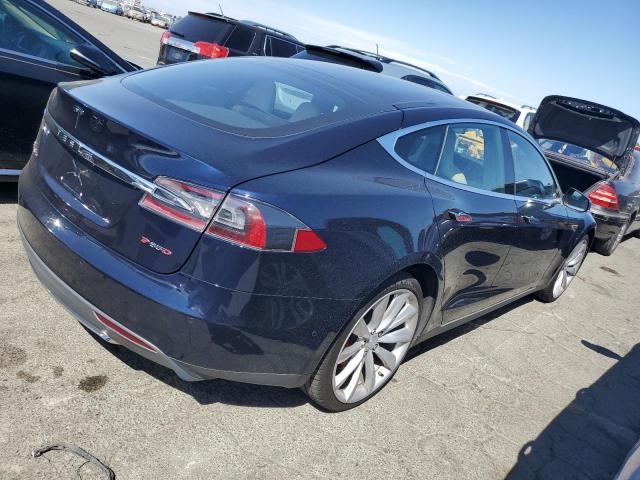 2015 TESLA MODEL S P8 5YJSA1H40FF095611