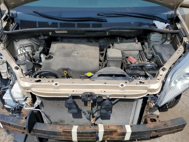 2011 Toyota Sienna - Image 12