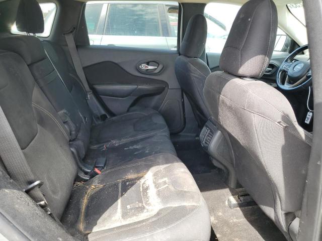 1C4PJLCBXFW627806 Jeep Cherokee Latitude
