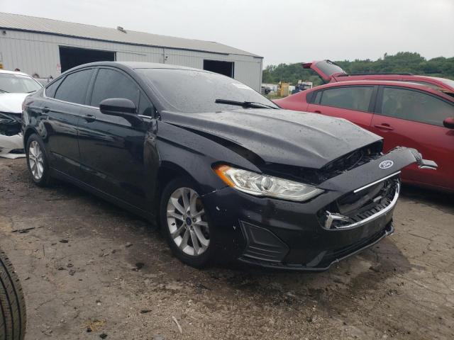 3FA6P0HD1KR247730 Ford Fusion SE 4