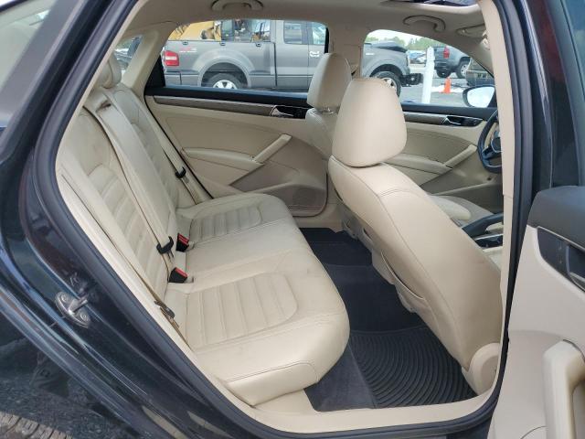 2017 VOLKSWAGEN PASSAT SEL - 1VWCT7A31HC023025