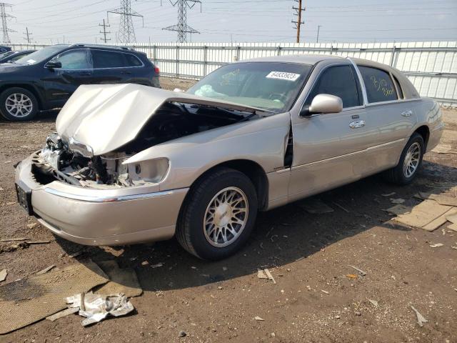 2001 Lincoln Town Car Signature