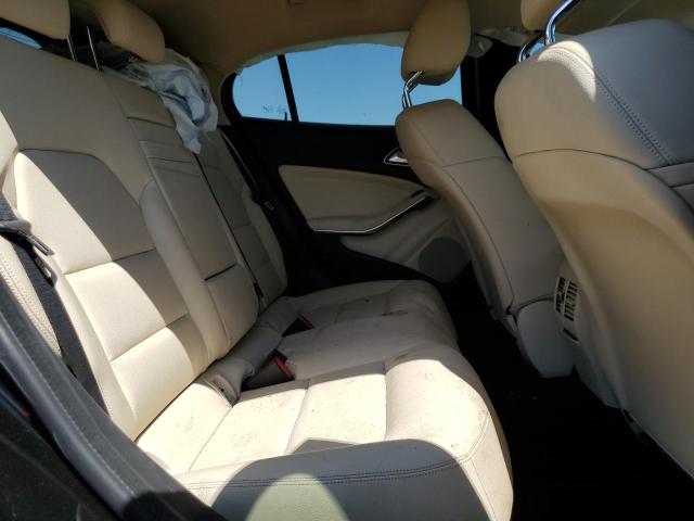 WDCTG4GB7KU018041 Mercedes-Benz Gla 250 4matic