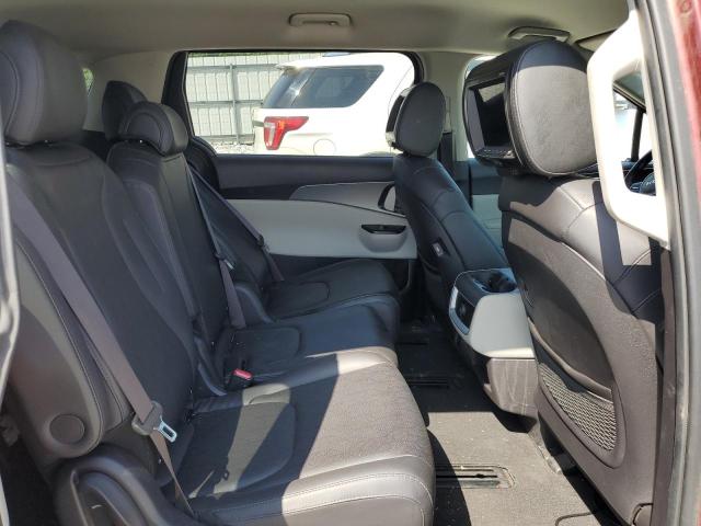 KNDNB4H39N6122558 KIA Carnival Lx