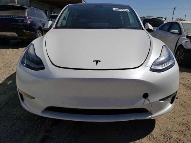 7SAYGDEE9NF444225 Tesla Model Y  5