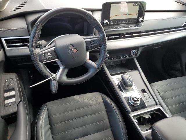 JA4J4UA82NZ006738 Mitsubishi Outlander Se