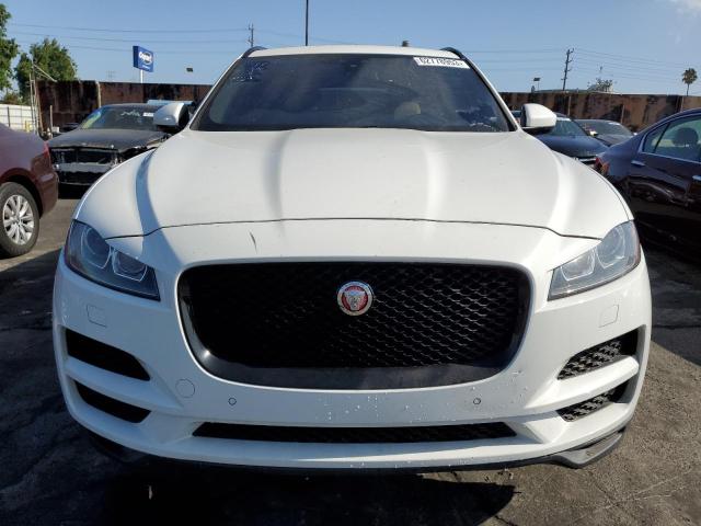 SADCJ2BV7HA070460 Jaguar F-pace Premium
