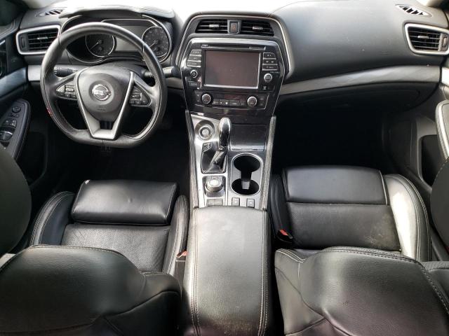 Седани NISSAN MAXIMA 2017 Сріблястий