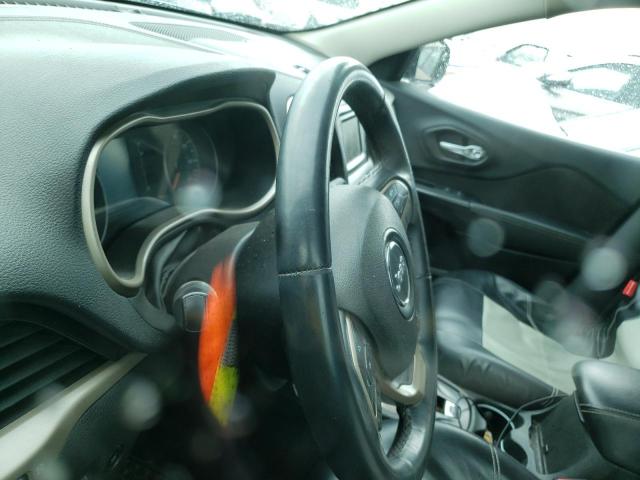 1C4PJLCB1FW547729 Jeep Cherokee Latitude